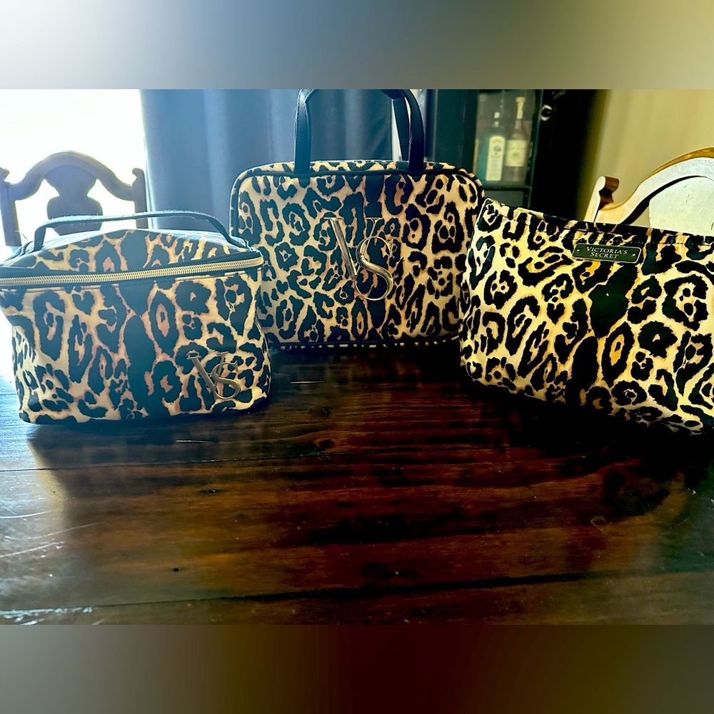 Victoria Secret Travel Bag Set